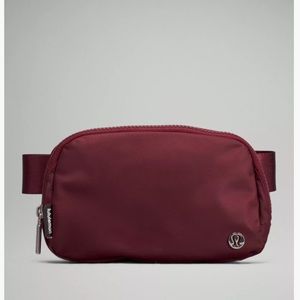 Lululemon Everywhere Belt Bag - Red Merlot